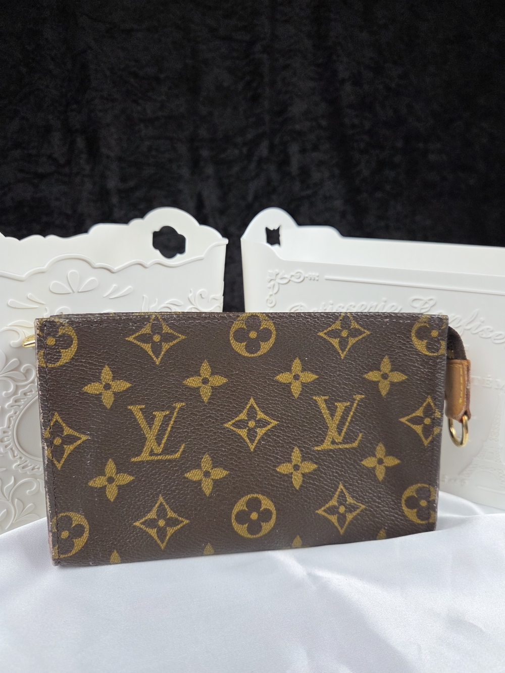 Louis Vuitton Monogram Vintage Pochette Clutch Cosmetic Pouch - Picture 3 of 14